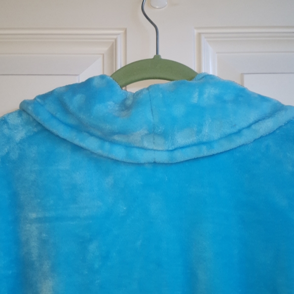 Bathrobe - Picture 10 of 12